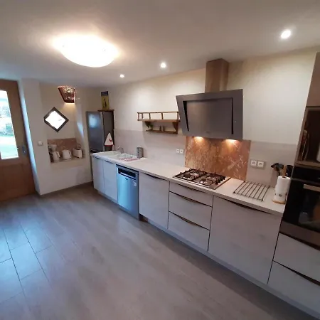 Casa de Campo Charentais Avec Cour Privative, Baby-equipement, Teletravail, Velos, Bbq, Animaux Acceptes - Fr-1-653-170 Chalais (Charente)