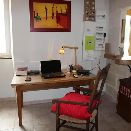 Ferienhaus Charentais Avec Cour Privative, Baby-equipement, Teletravail, Velos, Bbq, Animaux Acceptes - Fr-1-653-170 Chalais (Charente)