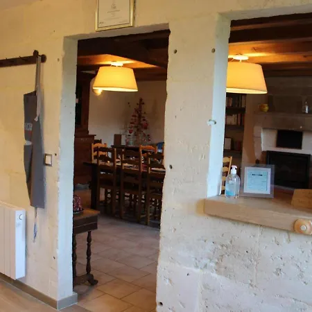 Charentais Avec Cour Privative, Baby-equipement, Teletravail, Velos, Bbq, Animaux Acceptes - Fr-1-653-170 Ferienhaus Chalais (Charente)