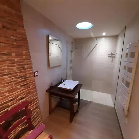 Charentais Avec Cour Privative, Baby-equipement, Teletravail, Velos, Bbq, Animaux Acceptes - Fr-1-653-170 Chalais