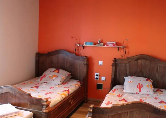 Charentais Avec Cour Privative, Baby-equipement, Teletravail, Velos, Bbq, Animaux Acceptes - Fr-1-653-170 Casa de Férias Chalais (Charente)